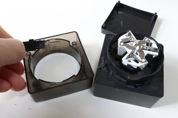 電動毛玉取り（スクエア、USB充電式）　掃除