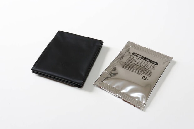 ダイソーの備蓄用ポータブル簡易和式トイレのセット内容