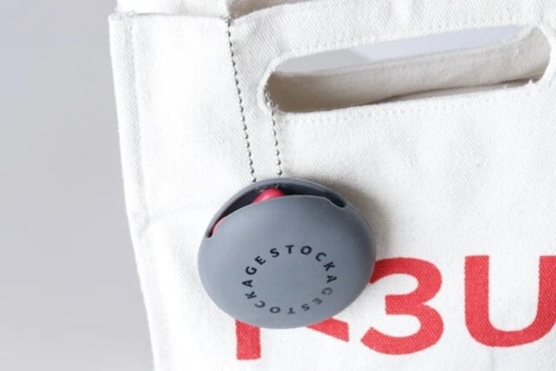 ダイソー シリコンソフトケース シンプル ダイソー シリコンソフトケース シンプル