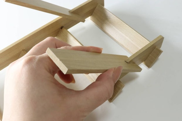 セリア ディスプレイスタンド 4段タイプ 組み立て方 スタンド セリア ディスプレイスタンド 4段タイプ 組み立て方 スタンド