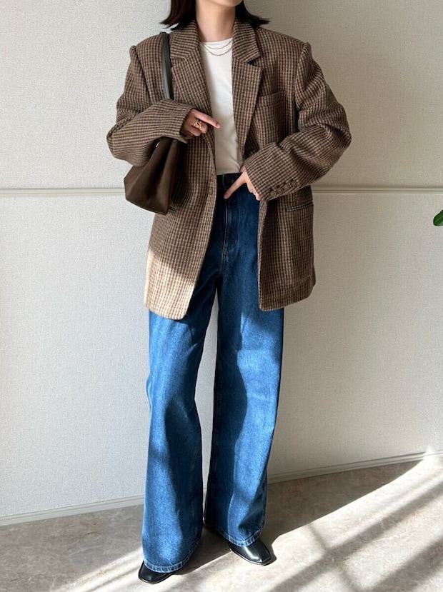 GUデニムタックトラウザーとジャケットコーデ