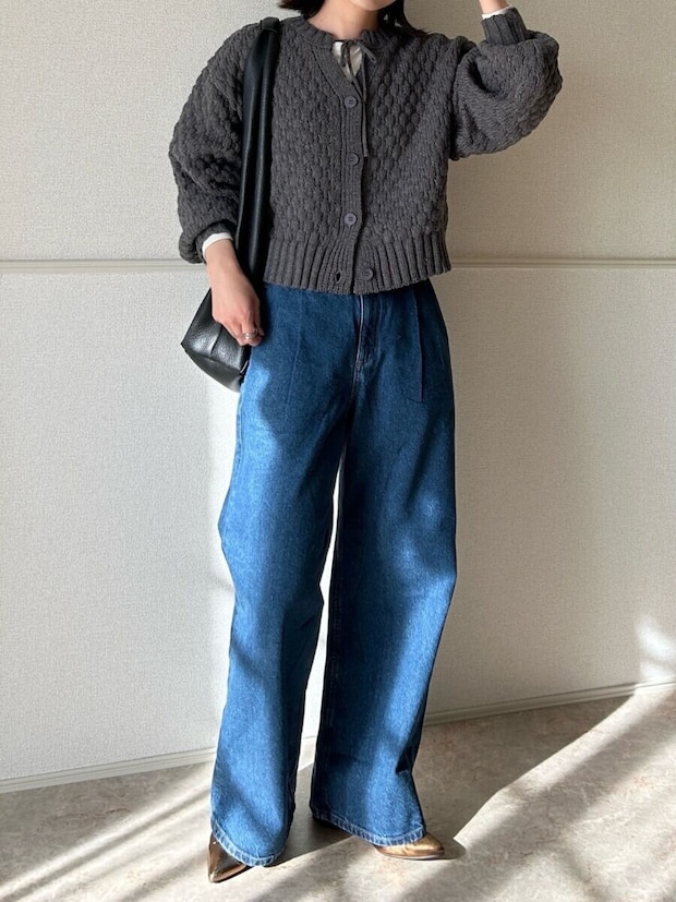 GUデニムタックトラウザー GUデニムタックトラウザーと短丈カーディガンコーデ