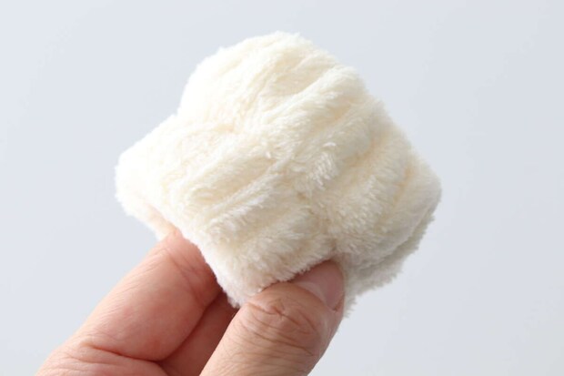 洗顔用リストバンド（アイボリー）　素材感