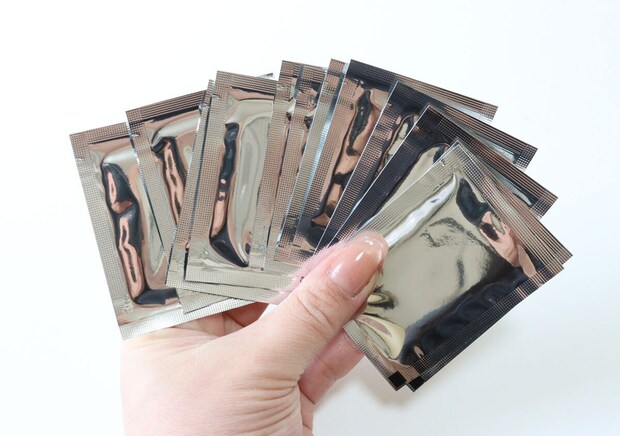 メガネクリーナー（くもり止め付）　入り数