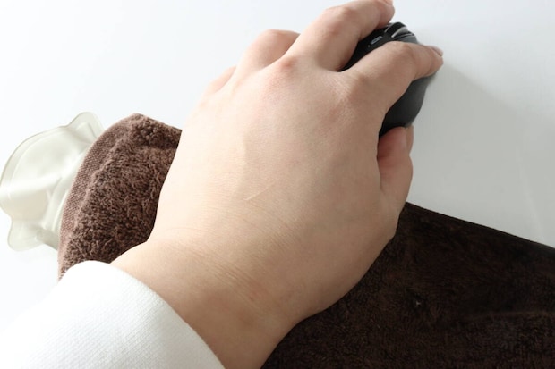 セリア ソフト湯たんぽ スリム セリアのソフト湯たんぽ スリムはコンパクトでかさばらない