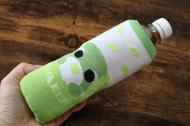 セリア お茶犬 ペットボトルカバー セリアのお茶犬 ペットボトルカバーは350ml 500mlペットボトルに対応