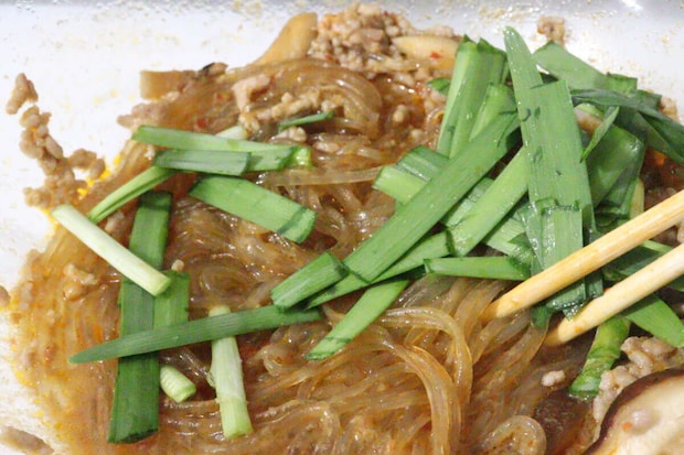 耐熱ガラスボウル(23.6cm、2.4L) マーボー春雨作り方 耐熱ガラスボウル(23.6cm、2.4L) マーボー春雨作り方