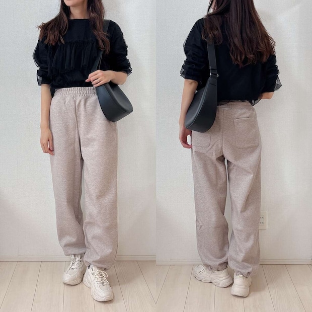 ユニクロスウェットワイドパンツとチュールトップスコーデ