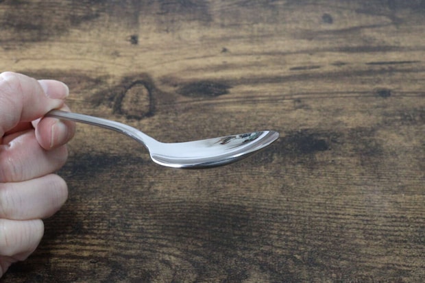シンプルステンレススプーン＆お箸セット　スプーンの形状