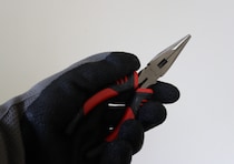 100均でスルーしたらもったいない！300円だけど買ってよかった！今の時季に嬉しい作業手袋