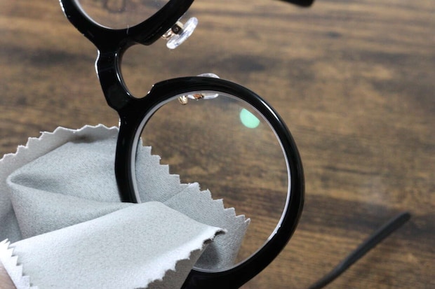 ダイソー メガネ拭きクロス(くもり止め) 使用方法 ダイソー メガネ拭きクロス(くもり止め) 使用方法