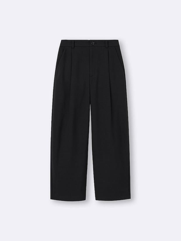 GU ワイドテーパードアンクルパンツ GUのワイドテーパードアンクルパンツ