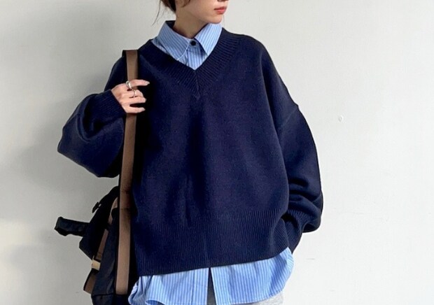 爽やかストライプシャツで春先取り!差し色効かせて品よくこなれる♡最旬シャツコーデ集