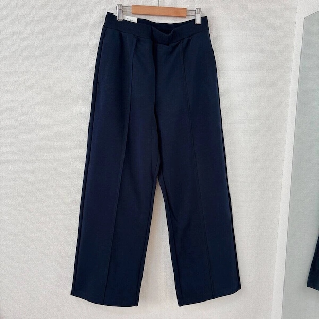 ユニクロスウェットストレートパンツネイビー