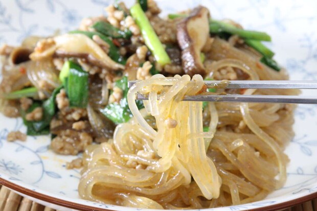 ダイソー つるもち春雨 ダイソー つるもち春雨 太さ