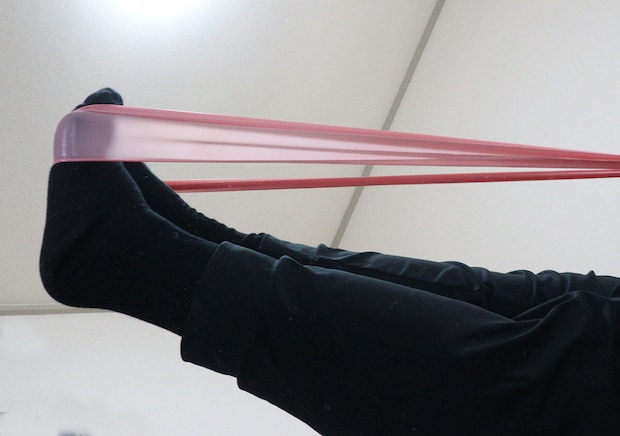 ストレッチバンド（150cm）　脚のストレッチ