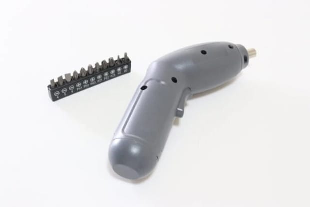 ダイソー 電動ドライバー ダイソー 電動ドライバー