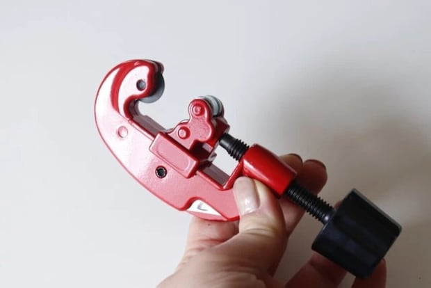 ダイソー　パイプカッター（切断可能サイズ直径3mm～28mm）