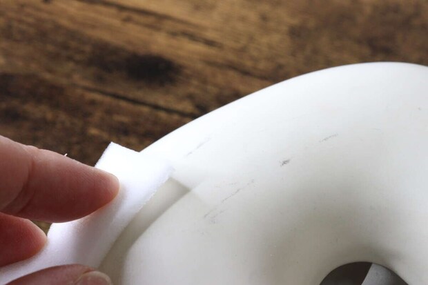 ダイソー ロールタイプメラミンスポンジ ダイソーのロールタイプメラミンスポンジは汚れ落としに便利