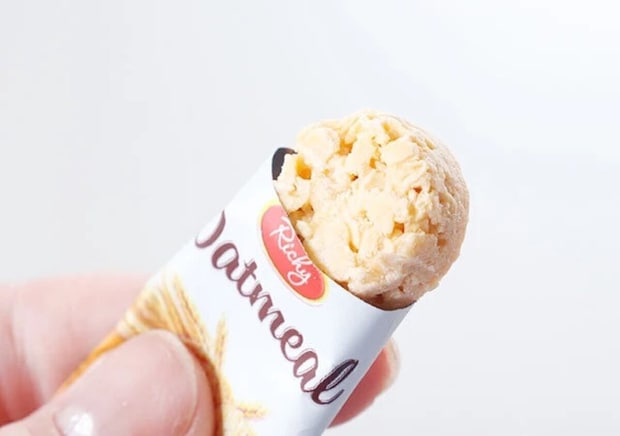 ダイソー　オートミールミニバイトチーズ味