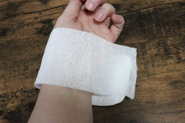 ホットバンド 2P(ホワイトムスクの香り) 使用方法 ホットバンド 2P(ホワイトムスクの香り) 使用方法