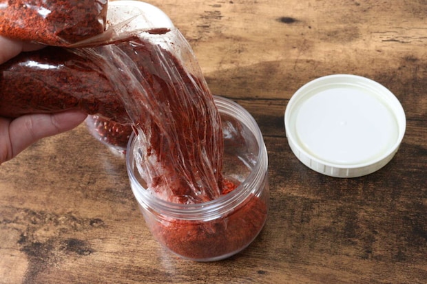 ダイソー 重ねられる保存容器 丸型 ダイソーの重ねられる保存容器 丸型に移し替える