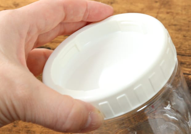 ダイソーのコレで散らからなくなった！使って戻すが楽になる！地味に便利なアイディア保存容器