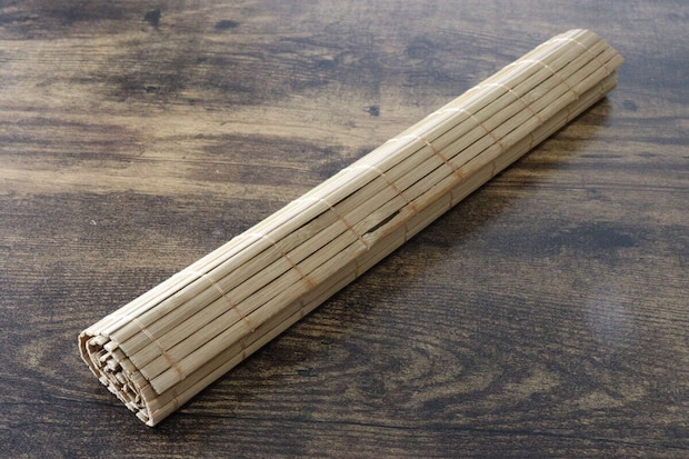 ダイソーの天然素材のランチョンマット