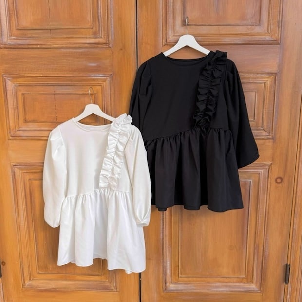 しまむらのフリルペプラムプルオーバー（miyo）