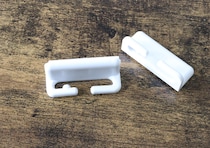 100均のフック使うと部屋が整うよ～！床に置きっぱなしを防げる！天才的なぷち収納