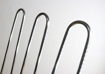 200円は買いだめ確定！タフで軽くて扱いやすい！省スペース収納が叶う便利ハンガー