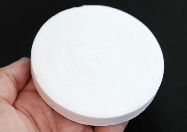 ダイソー 備蓄用圧縮バスタオル ダイソー 備蓄用圧縮バスタオル