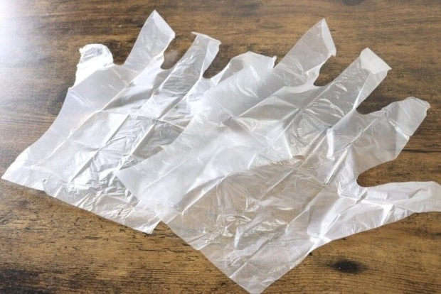 ダイソー　備蓄用個包装手袋（30セット）　サイズ感