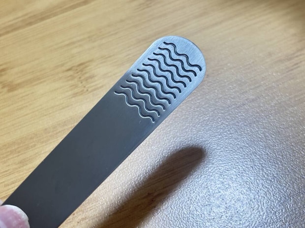 ダイソーの餃子のあんベラの先端部分