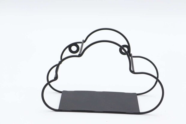 ダイソーのアイアン壁掛けインテリア収納