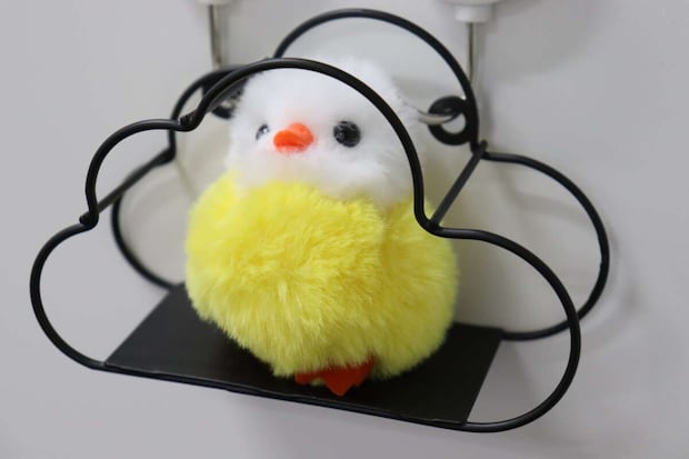 ダイソー アイアン壁掛けインテリア収納 雲 ダイソーのアイアン壁掛けインテリア収納は小物のディスプレイにおすすめ