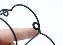 100円って本気なの？雑貨屋さんなら倍以上はしそうなプチ家具