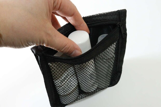 セリア つり下げポーチ メッシュポケット 使用例 ボトル セリア つり下げポーチ メッシュポケット 使用例 ボトル