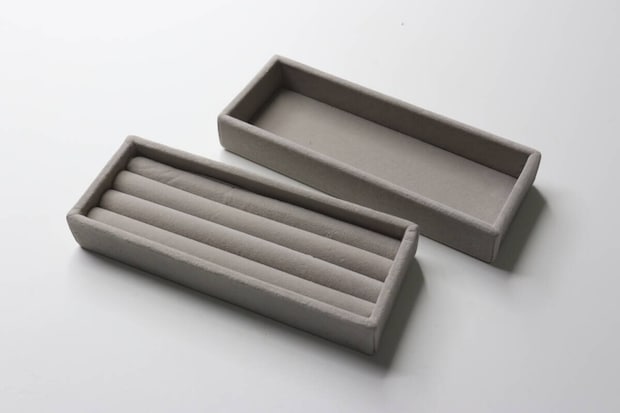 ダイソー 無印似 アクセサリートレイ ダイソー 無印激似 アクセサリートレイ ベロア