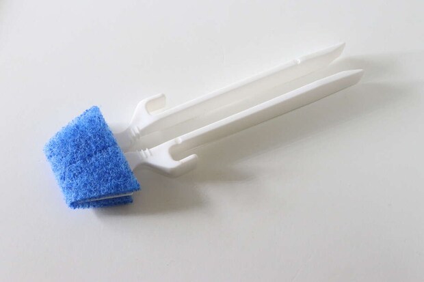 ダイソー 角の極み すきま用スティック 防カビ剤入り ダイソーの角の極み すきま用スティック 防カビ剤入り