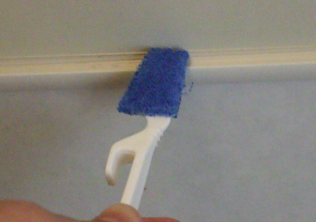 パッキンのカビ取りに便利なダイソーグッズ