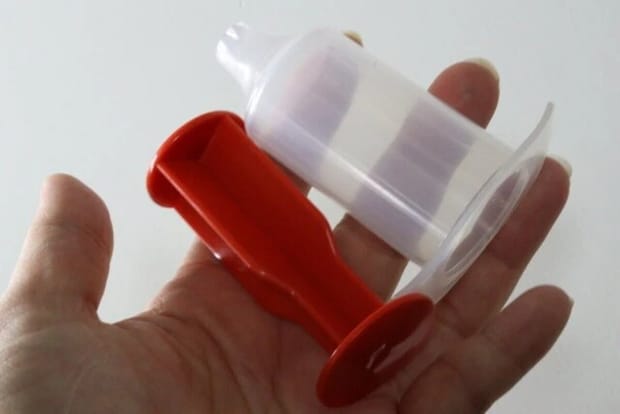 ダイソー　押し出すたらこペースト