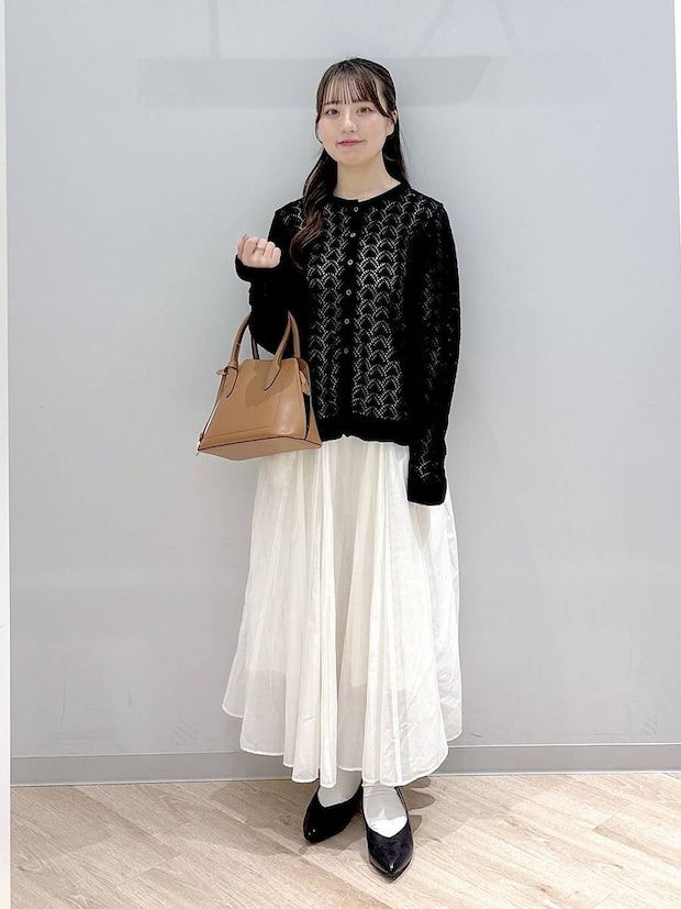 グローバルワークの透かし編みクルーカーディガン