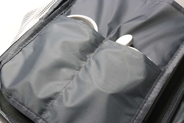 ダイソー　ガジェットケース　仕切り