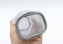 大容量でペン入れるだけじゃもったいない♡100均メッシュケース