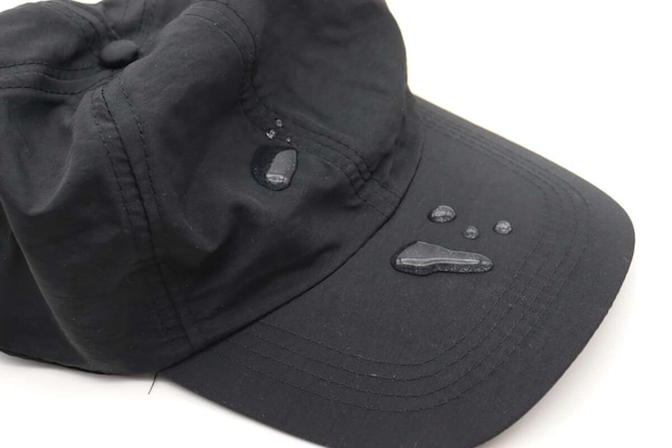 ダイソーの撥水キャップ水を弾く