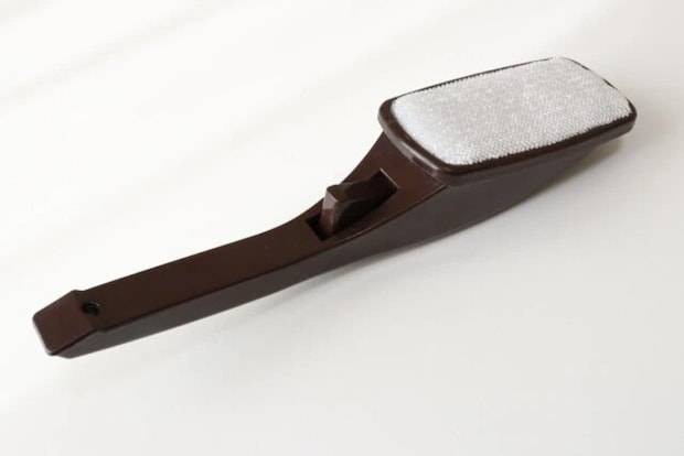 ダイソーの回転式ほこり取り