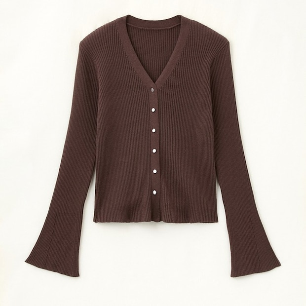 しまむら Vネックリブニットカーディガン(田中里奈) しまむらのVネックリブニットカーディガン(田中里奈)