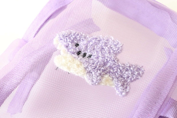 スクエアメッシュポーチ（A）　刺繍デザイン