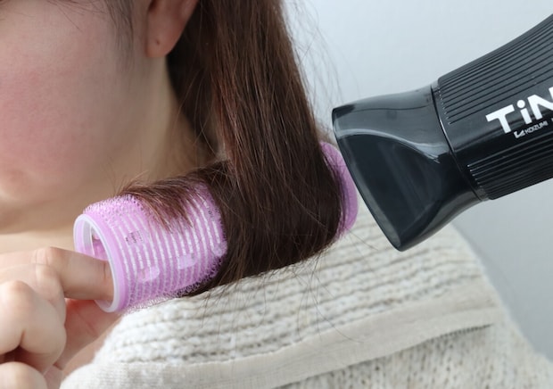 ダイソーのコレ100円なのによくできてる！「アイロンよりも良いかも♡」「焦らず使えて安心」